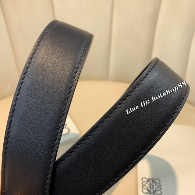 LOEWE女士皮帶 羅意威經典銅扣手掌紋雙面牛皮腰帶  jjp1802